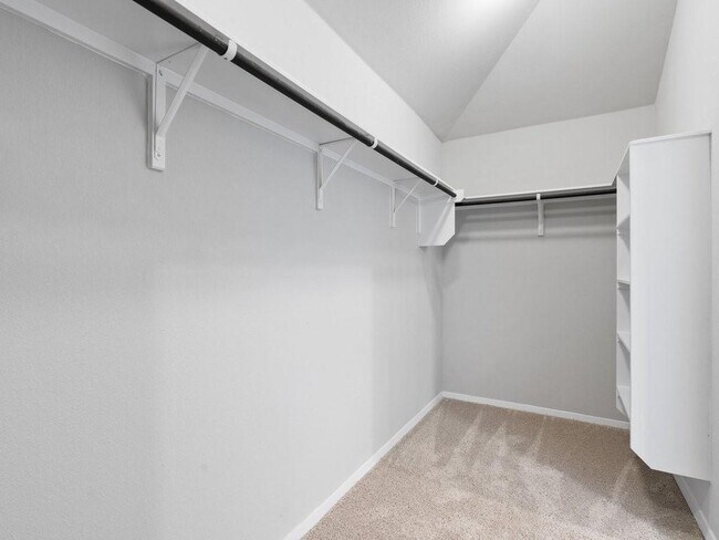 Building Photo - 308 Rimrock Ct