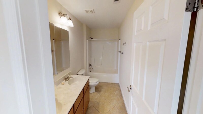 Building Photo - 31430 Avenue E