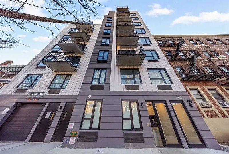 Building Photo - 1042 President St