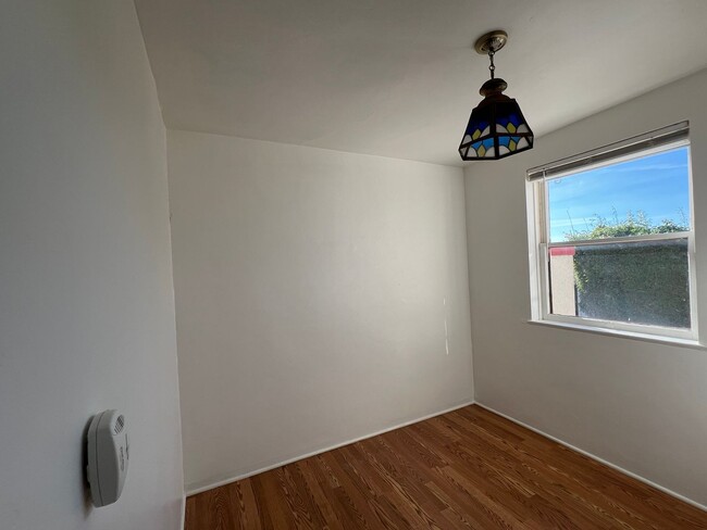 Building Photo - Unique One Bedroom Downstairs Apartment in Downtown Morro Bay - 218 1/2 Dunes-A
