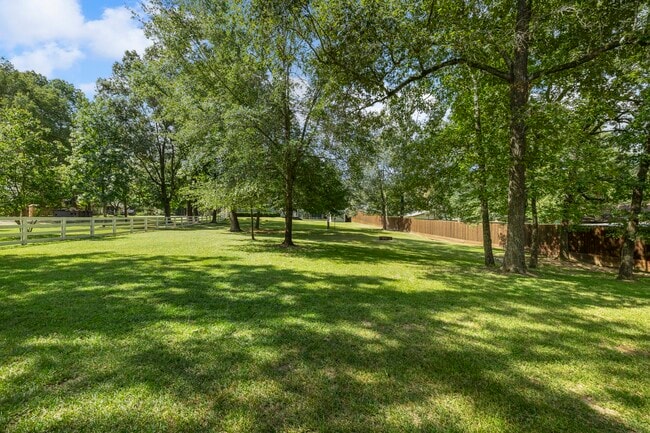 Building Photo - 5178 Lazy Ln