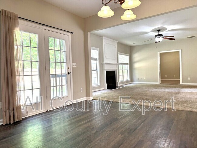 Building Photo - 1794 Taylor Oaks Dr