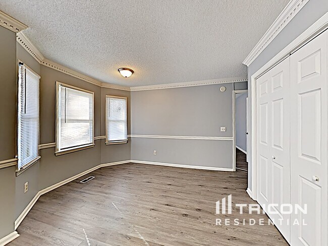 Building Photo - 104 Chickadee Ct
