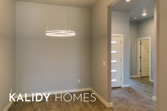 Building Photo - 512 Remington Ave