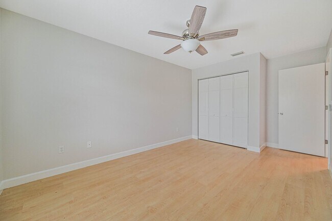 Building Photo - **Direct Gulf Access Pool Home! 4 BED/3 BA...