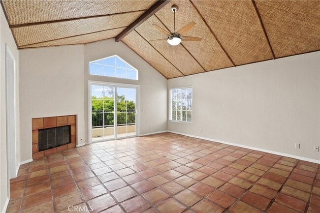 Building Photo - 6031 Shadowbrook Cir