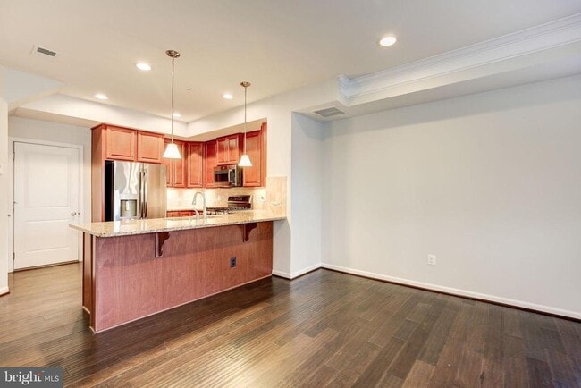 Building Photo - 451 Kornblau Terrace SE