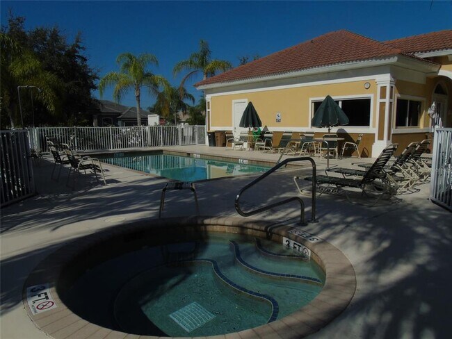 Building Photo - 3725 Albacete Cir