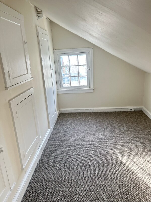 Building Photo - 38 Harvey St