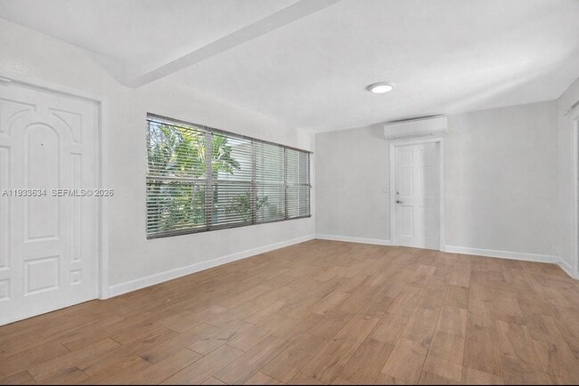 Building Photo - 11890 SW 72nd Pl