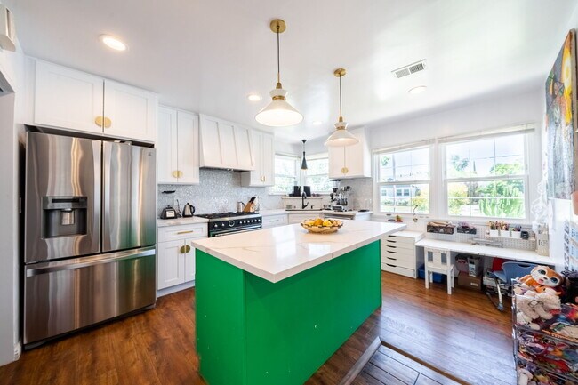 Building Photo - 6307 Tunney Ave