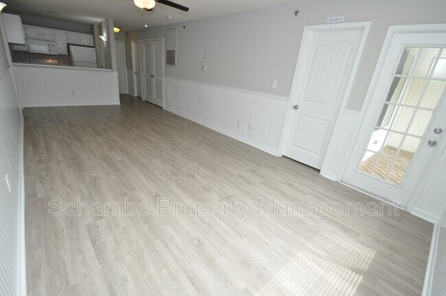 Building Photo - 1500 Graduate Ln