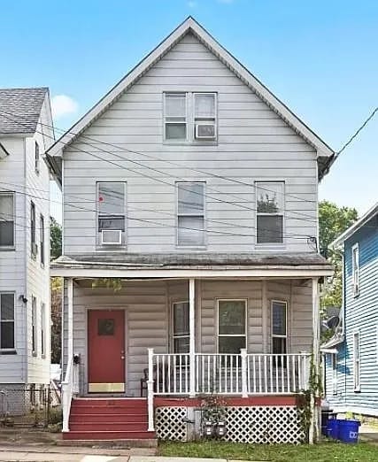 Building Photo - 142 George St