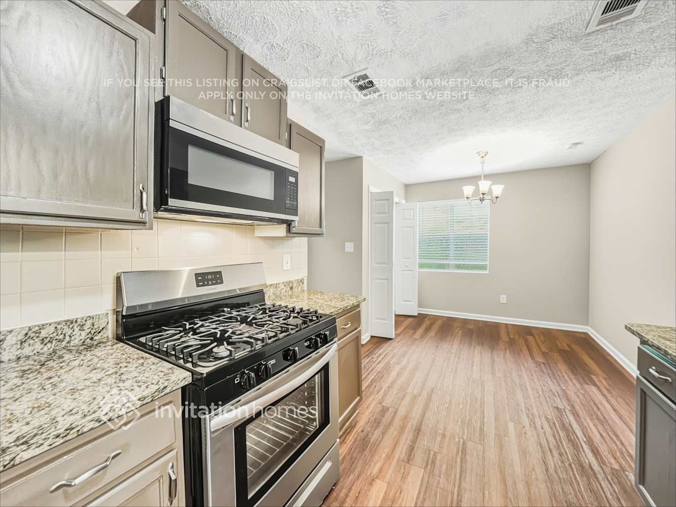 Building Photo - 6611 Crossing Creek Point