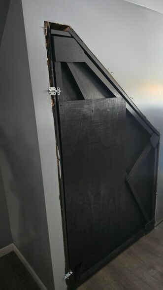 Building Photo - 1550 Richard Gordon Hatcher Blvd