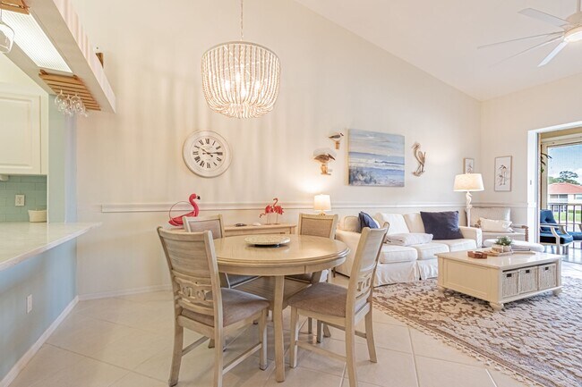 Building Photo - Home Rental with Lake Views in Resort-Style Community