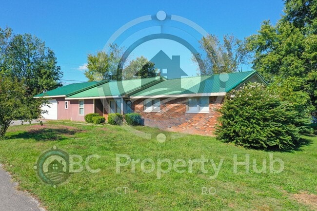 Building Photo - 118 Carter Ln