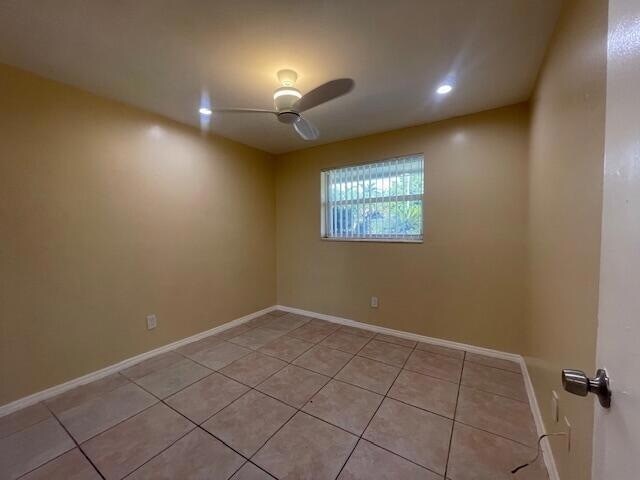 Building Photo - 9482 N Military Trl