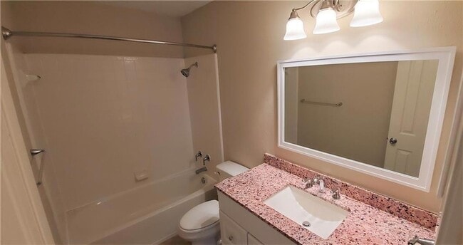 Building Photo - 1802 White Oak Cove