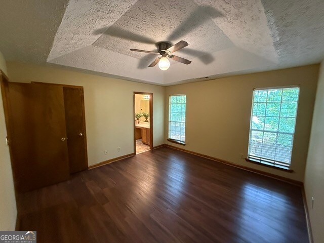 Building Photo - 8351 Post Oak Ct