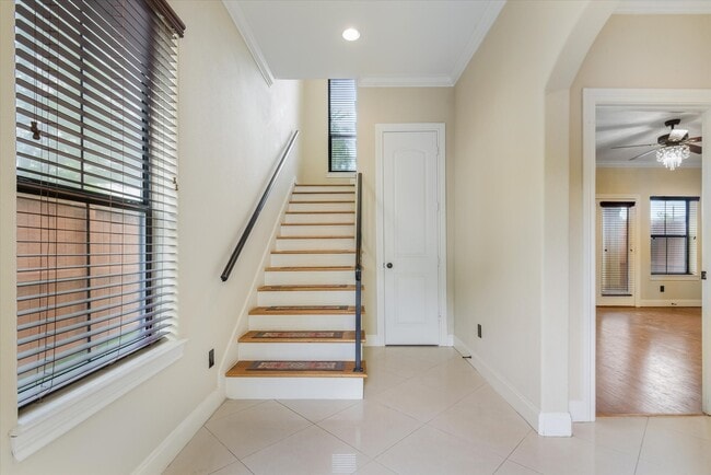 Building Photo - 3034 Orchard Ct