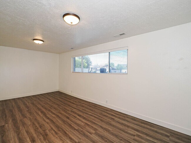 Building Photo - RES_CLOWARD_521