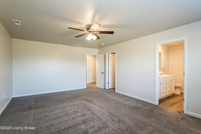 Building Photo - 621 Toll House Ct