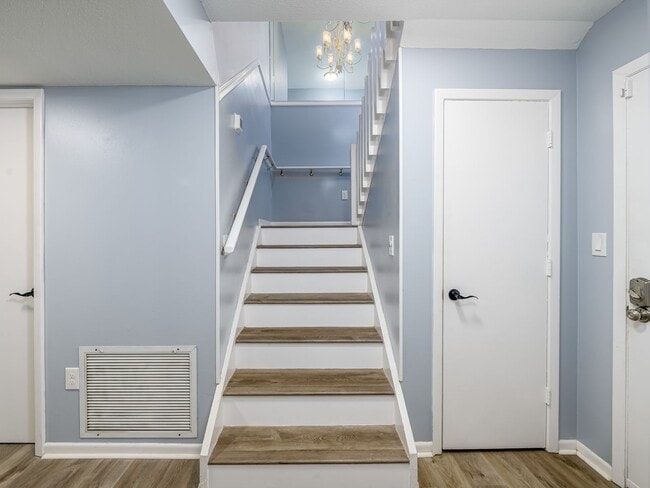 Building Photo - 6304 Grand Bahama Cir