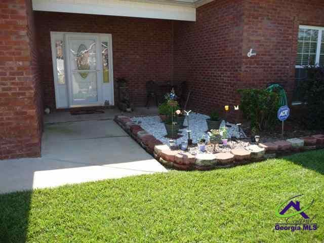Building Photo - 631 Amberley Ct