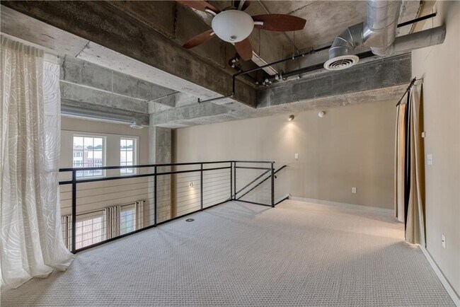 Building Photo - 232 19th St NW