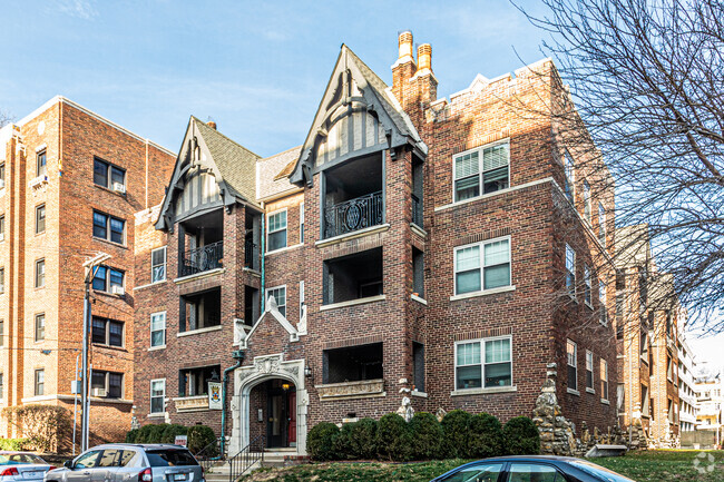 Building Photo - Braemar Apartments