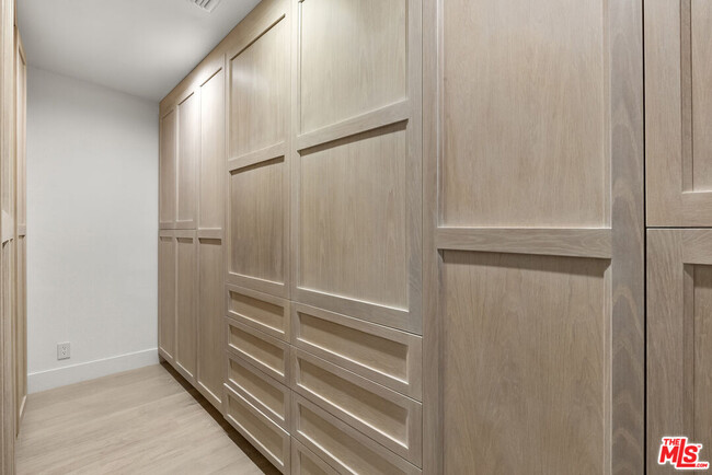 Building Photo - 4423 Bergamo Dr
