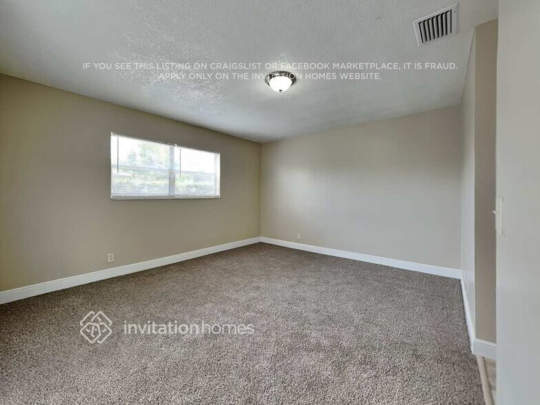 Building Photo - 7608 NW 43rd Ct