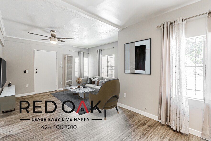 Building Photo - 810 W 42nd Pl