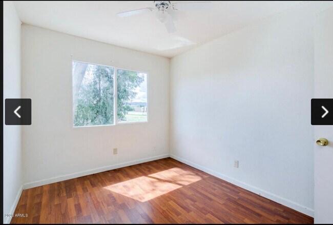 Building Photo - 4222 S 46th Pl