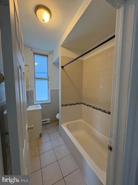 Building Photo - 2198 E Huntingdon St