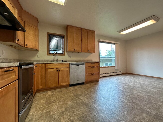 Building Photo - 17119 Coronado St