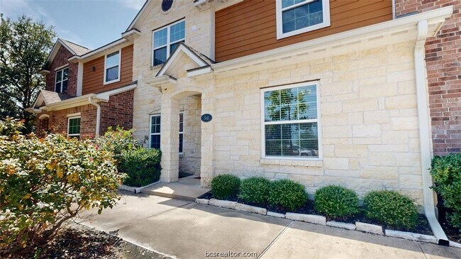 Building Photo - 301 Southwest Pkwy