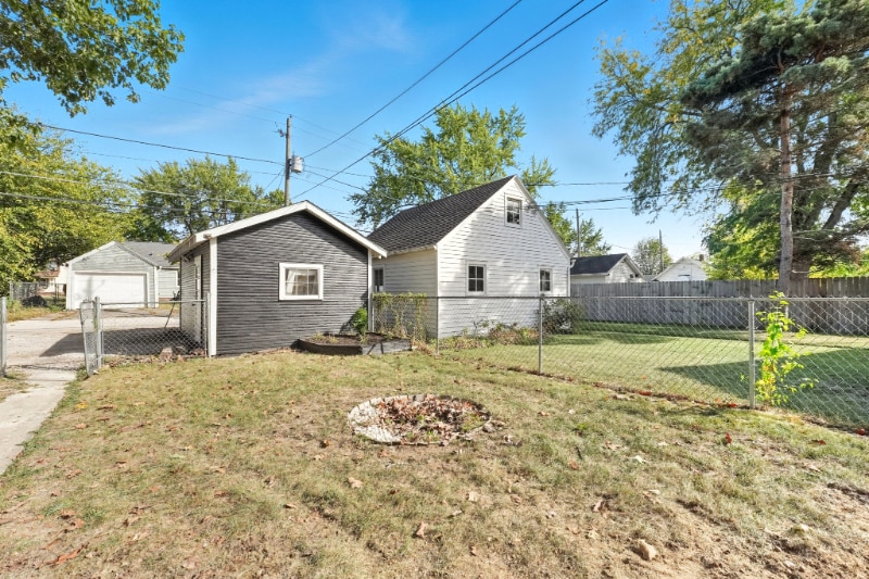 Building Photo - 4321 Tacoma Ave