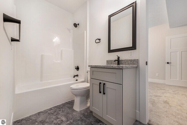 Building Photo - 4712 Owl View Dr