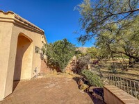 Building Photo - "Charming 2-Bedroom Oasis with Scenic View...