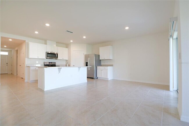 Building Photo - 444 Taylor Grvs St