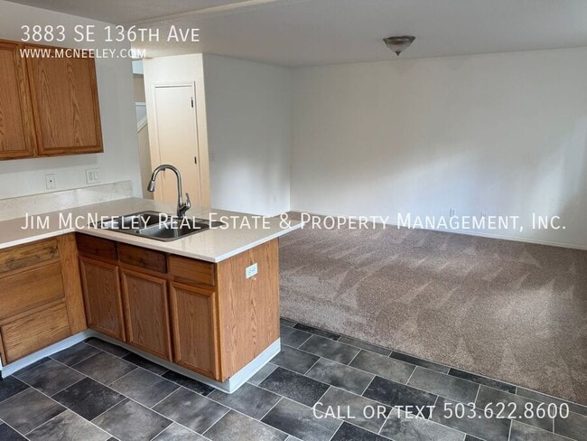 Building Photo - 3883 SE 136th Ave
