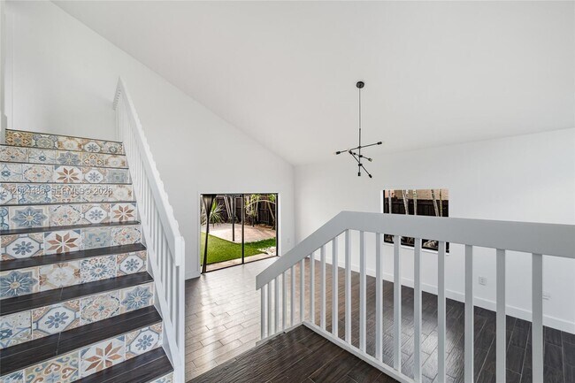 Building Photo - 6768 SW 104th Ave