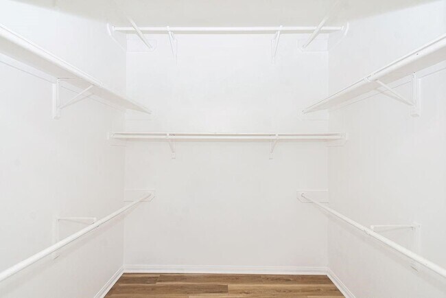 Building Photo - 3718 Brighton Ln