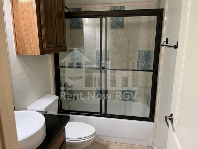 Building Photo - 1909 Ezekiel St