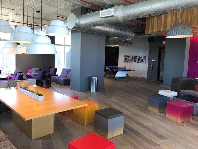 Building Photo - 151 SE 1st St