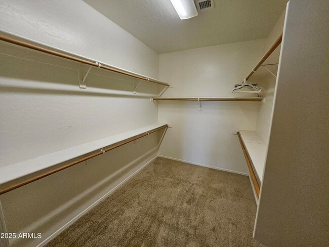 Building Photo - 42593 Abbey Rd