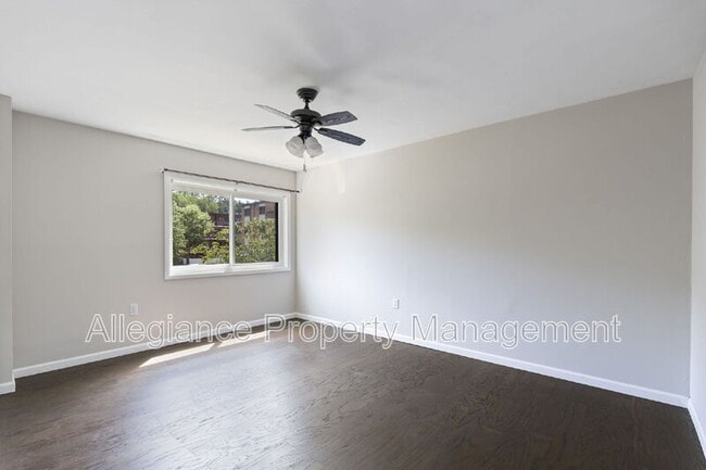 Building Photo - 3312 S 28th St
