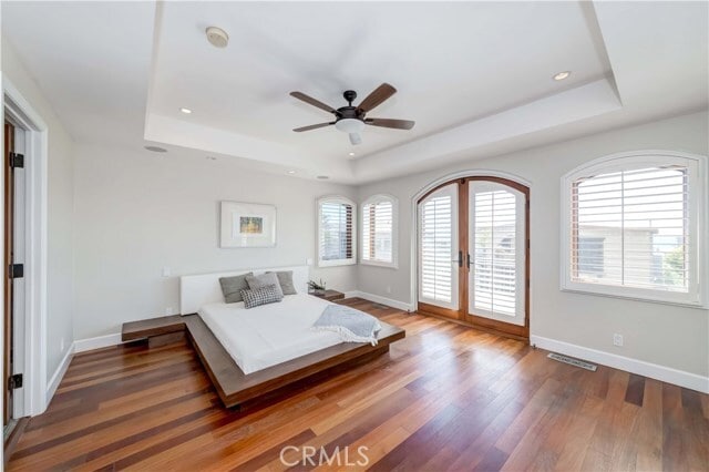 Building Photo - 2816 Manhattan Ave